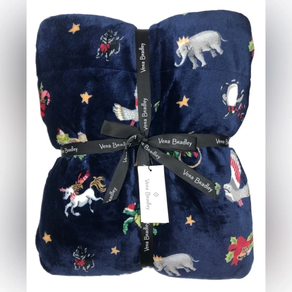 ❣️Host Pick❣️ Vera Bradley Cozy Life Throw Blanket in Snow Globe Motifs